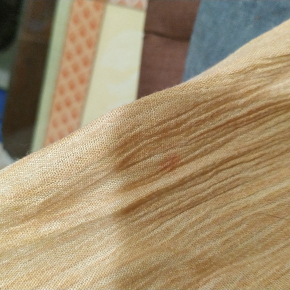 Woman's top nice..some flaws..one little hole..and tiny on arm..make me an offer - Picture 5 of 5